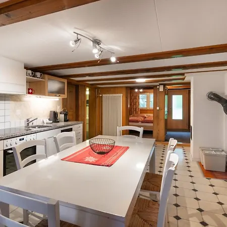 Cosy Swiss Apartman *