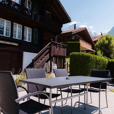 Cosy Swiss דירה